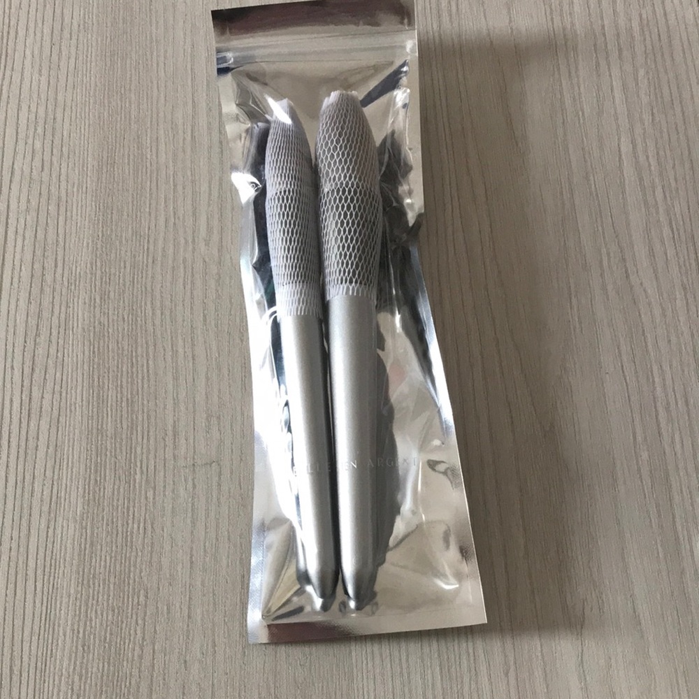 Belle En Argent Bronze and Buff duo brush set